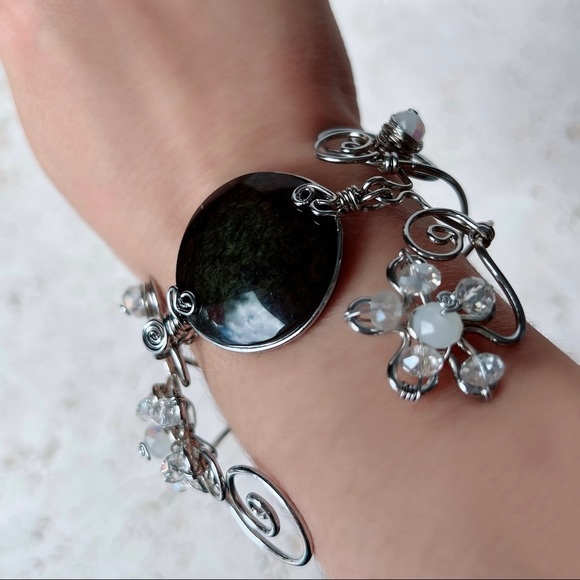 (Set) Handcrafted Wire Choker Necklace and Bracelet - Picture 12 of 12